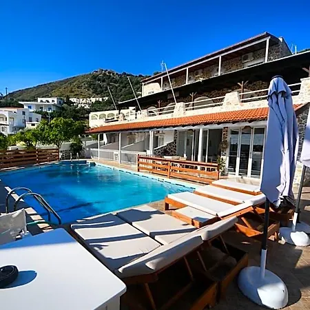 Mary Popi Hotel